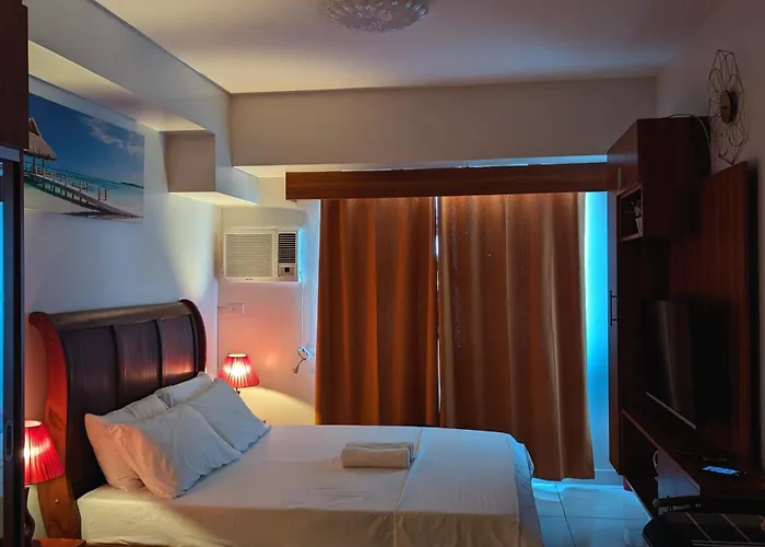 18t2 Chic Corner, Horizons 101, * Cebu